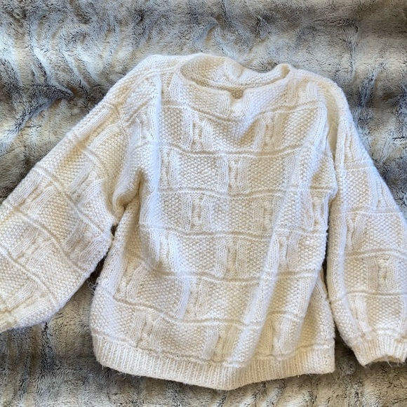 Handmade chunky sweater - Picture 3 of 3